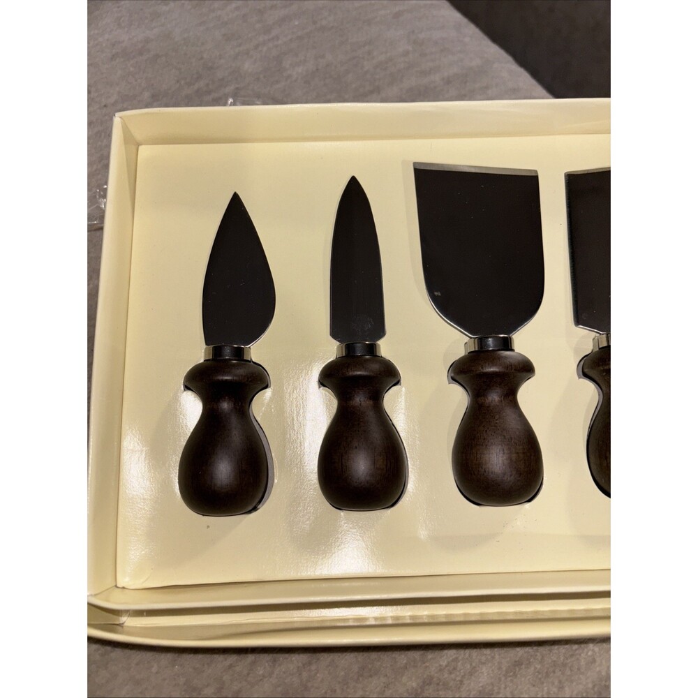 Pottery Barn NWOT Boxed Set of Five Cheese Knives Stainless Steel Wood Handles - Picture 2 of 5